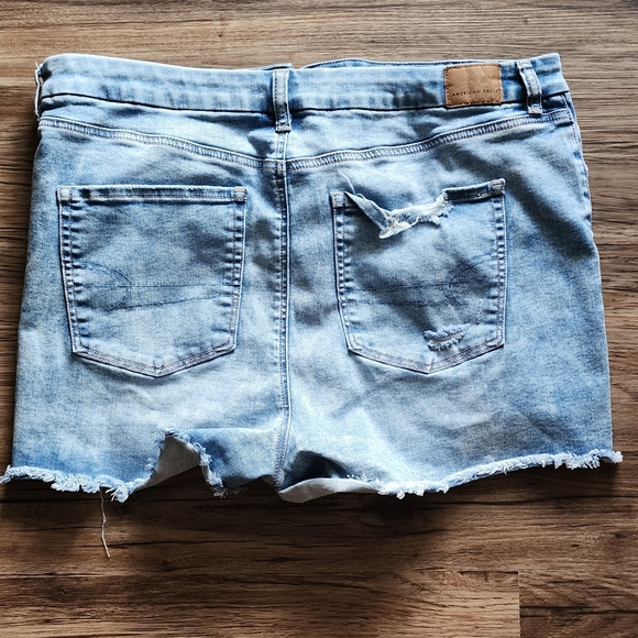 AE Ne(X)t Level Curvy High-waisted Short Shorts - Picture 8 of 9